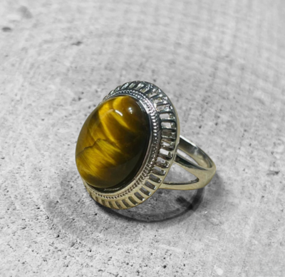 Bague en Œil de Tigre (taille 58)